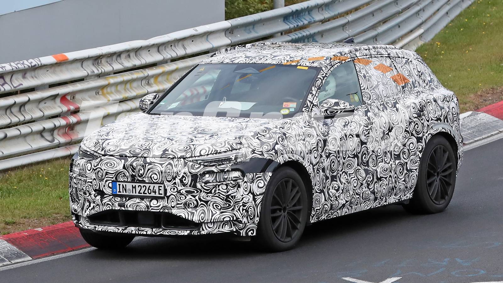 Spy Shots: An Early Look At the Audi RS Q6 E-Tron