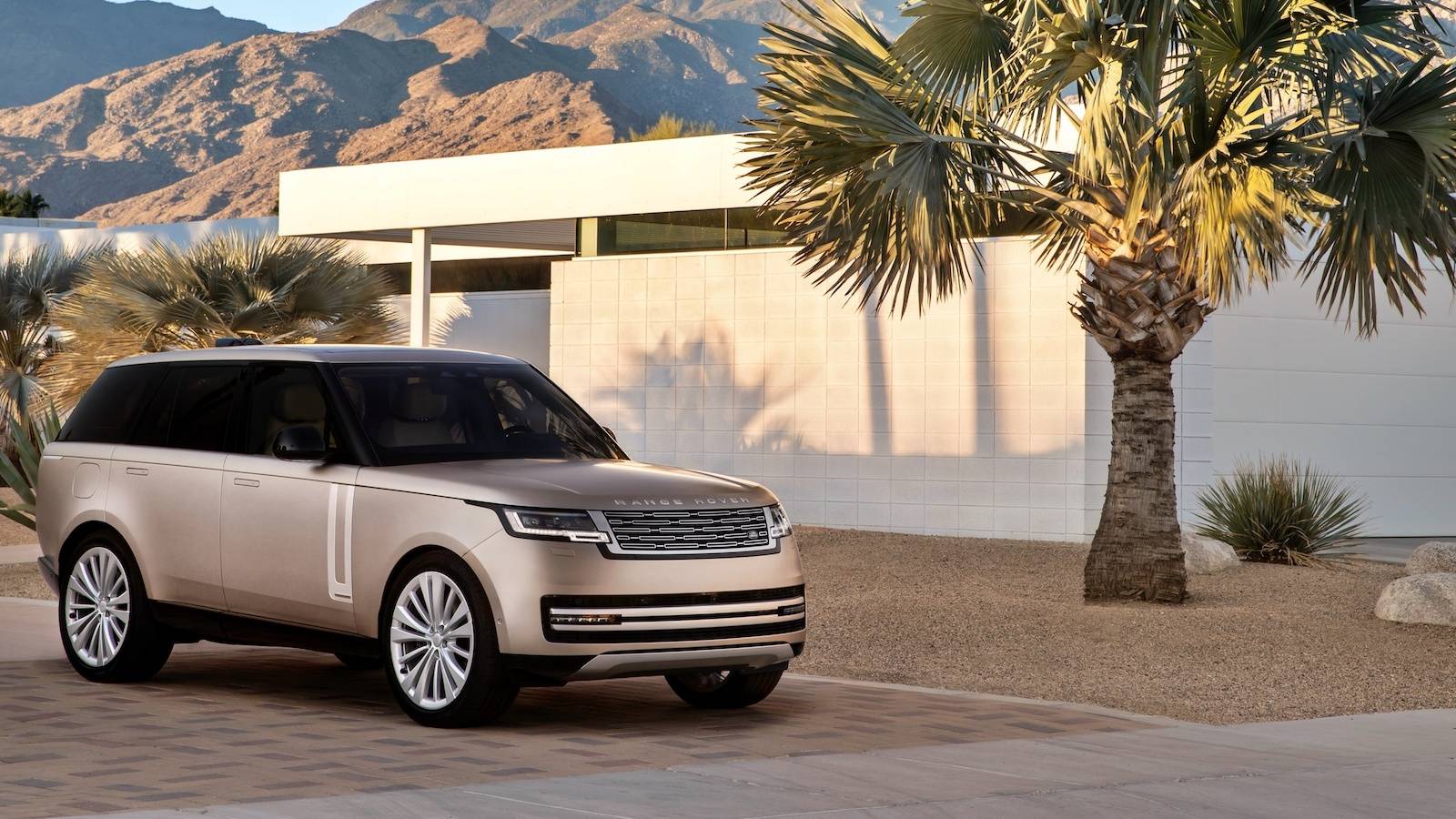Rege Rover Here's What Makes the New Range Rover a Proper British Luxury SUV