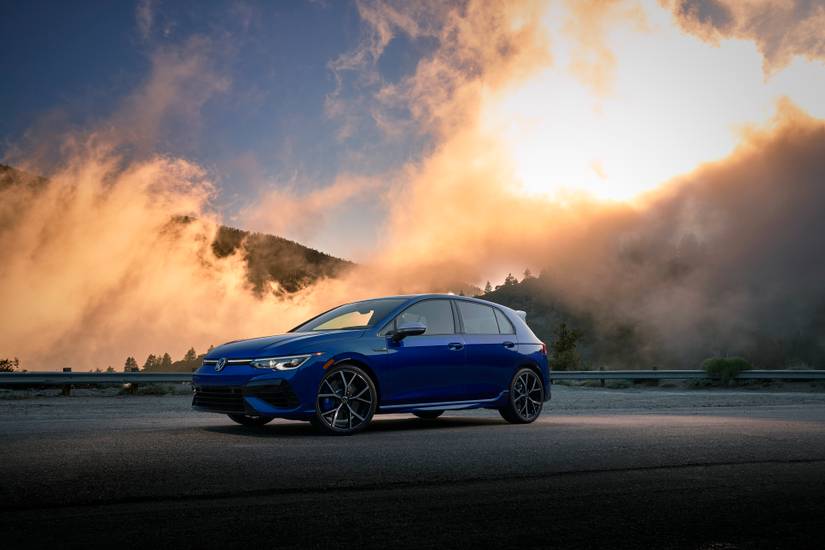 2022 Volkswagen Golf-R - Performance, Price, And Photos