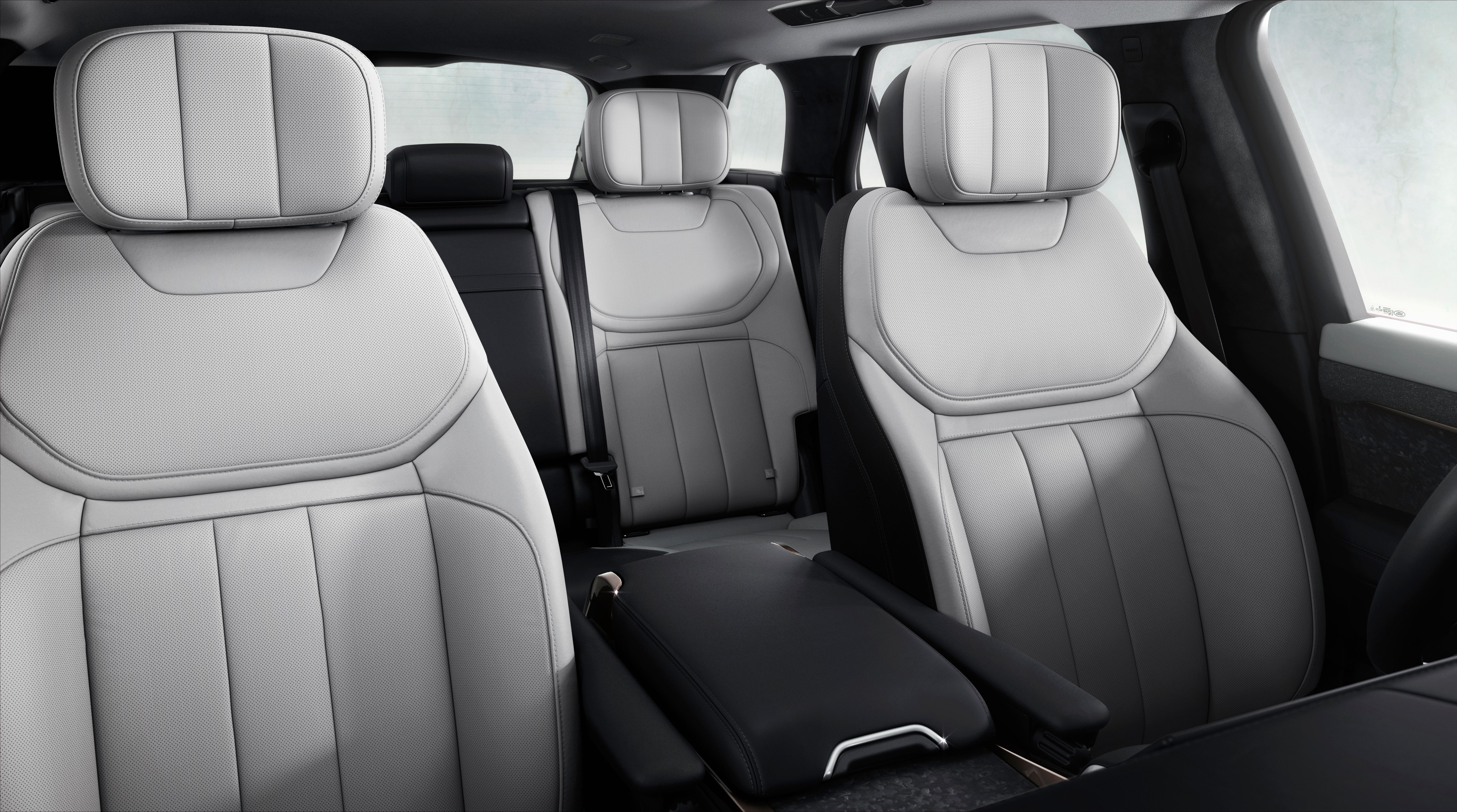 2023 Range Rover Sport Seats