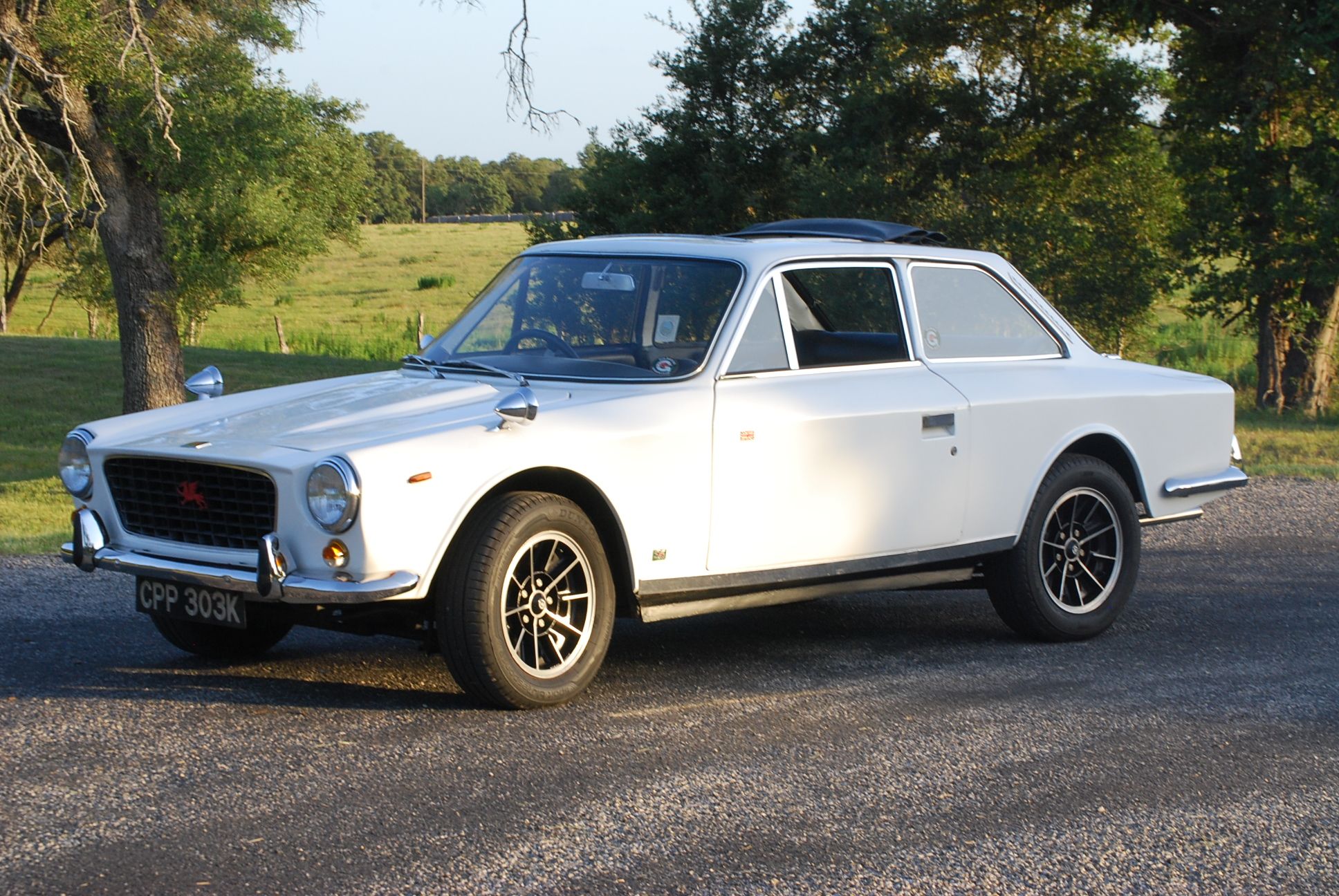 White Gilbern Invader