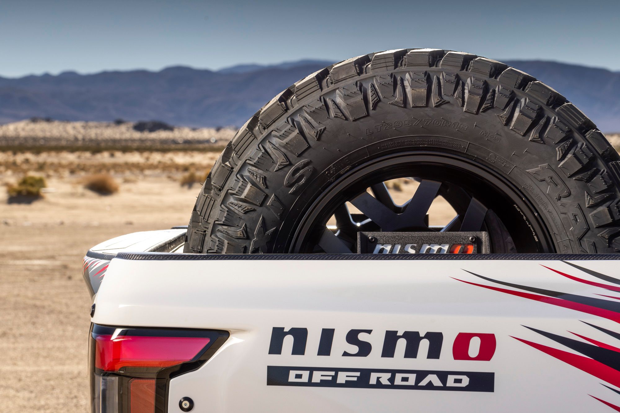 Nissan NISMO Off Road Frontier V8 concept 