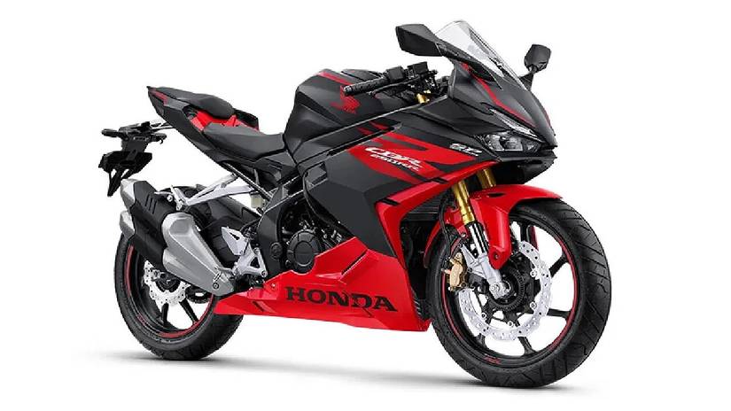 2023 Honda CBR250RR vs Kawasaki Ninja 400 - A Good Ol' Japanese 2023 Honda CBR250RR vs Kawasaki Ninja 400 - A Good Ol' Japanese