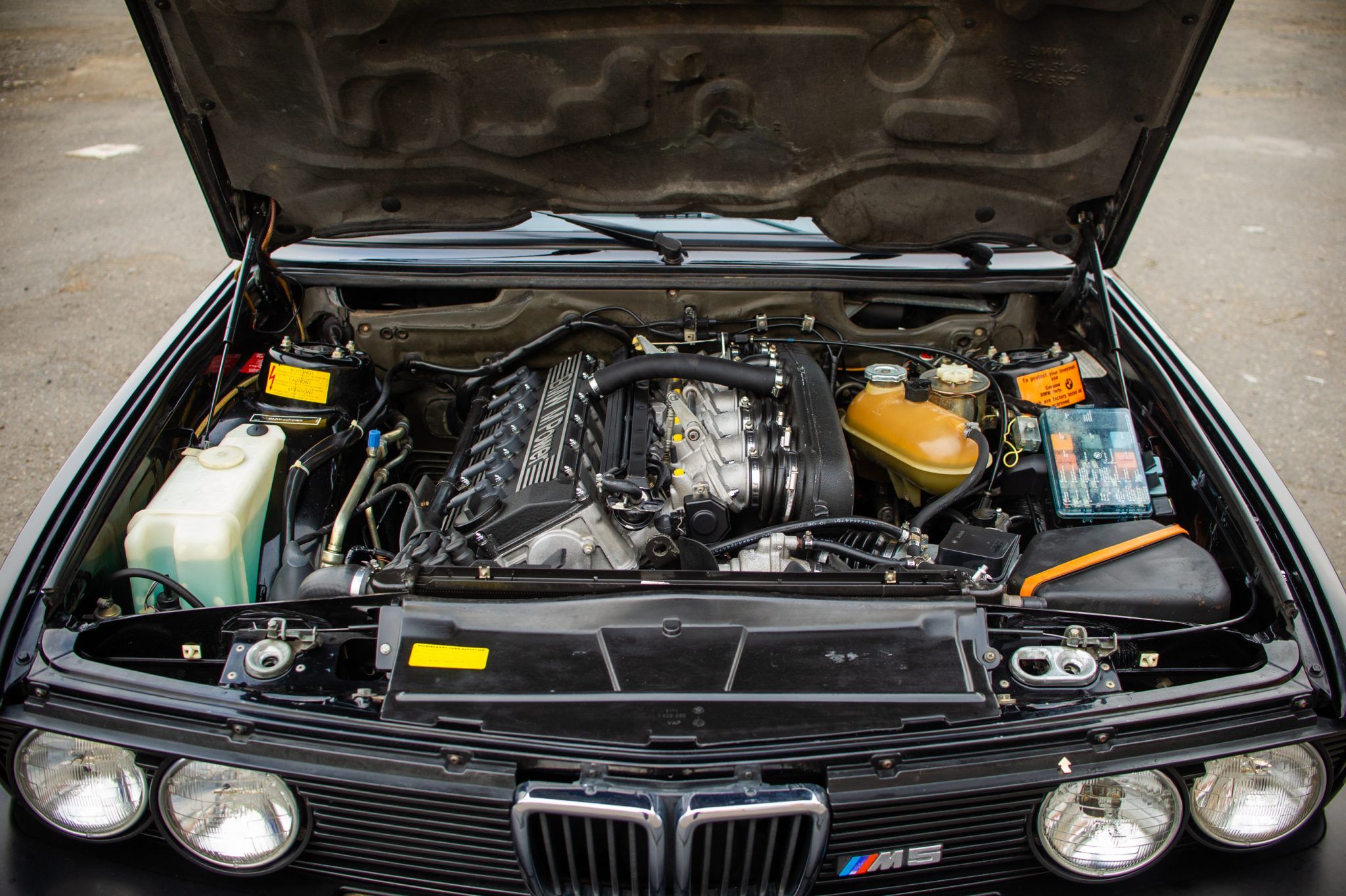 Here's Why The E28 BMW M5 Is A Legend