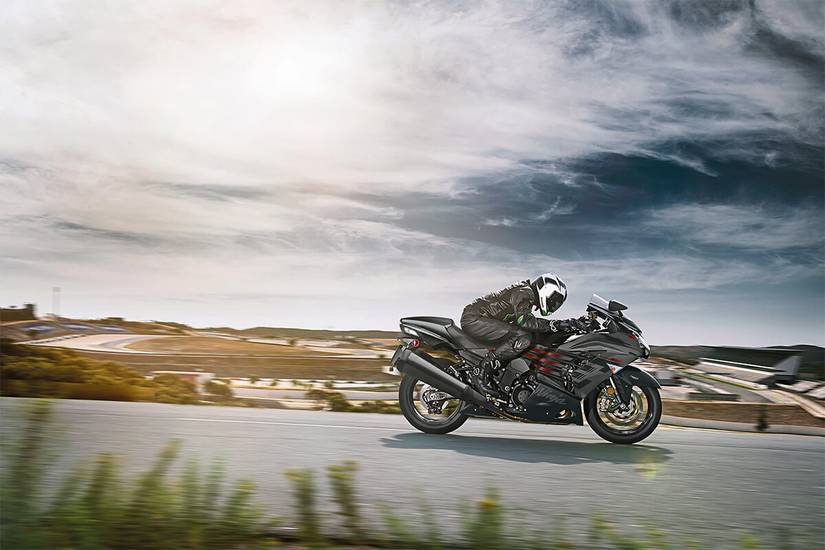 Here Are 10 Reasons Why The Kawasaki ZX-14 Is The Best Of The Best