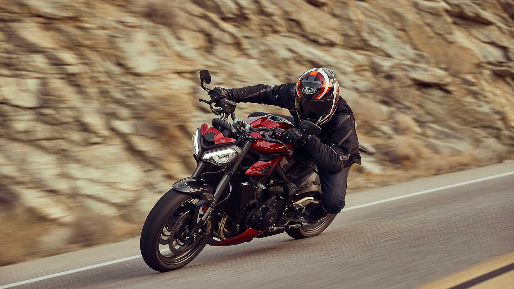 2023 Triumph Street Triple RS Estrada