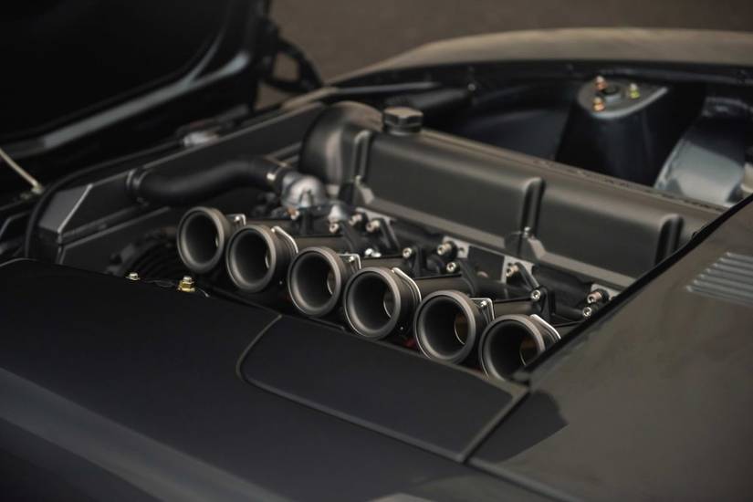 MZR Roadsports Is How The The Datsun 240Z Steps Firmly Into Classic 911 ...