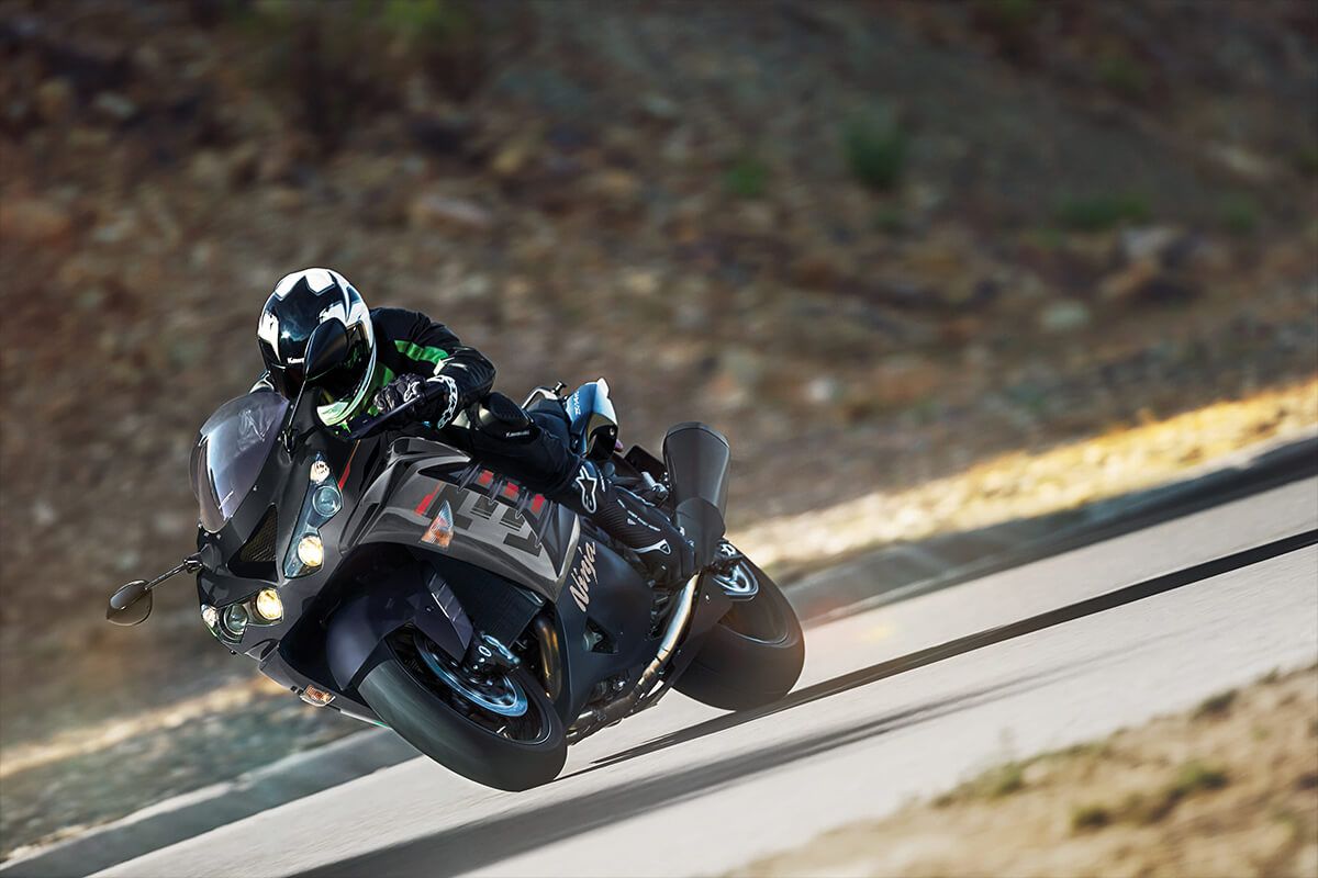 Here Are 10 Reasons Why The Kawasaki ZX-14 Is The Best Of