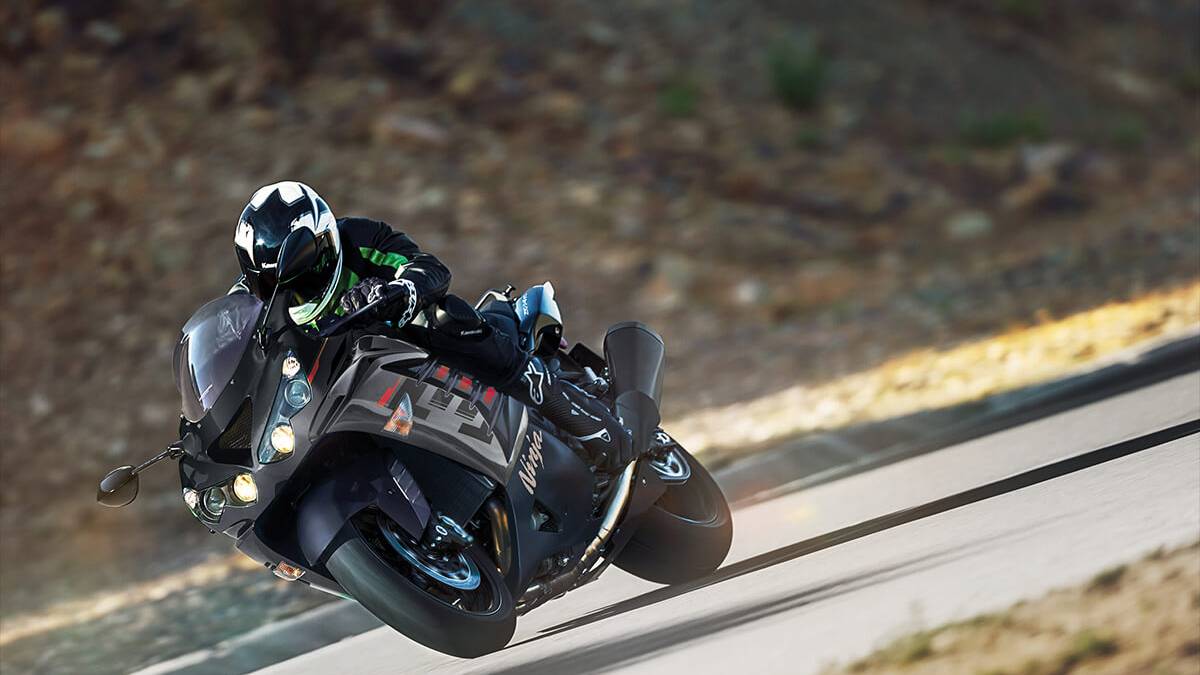 忍者 DO OUR BEST 忍者 DO OUR BEST DO OUR BEST 忍者 Kawasaki Unveils Retro