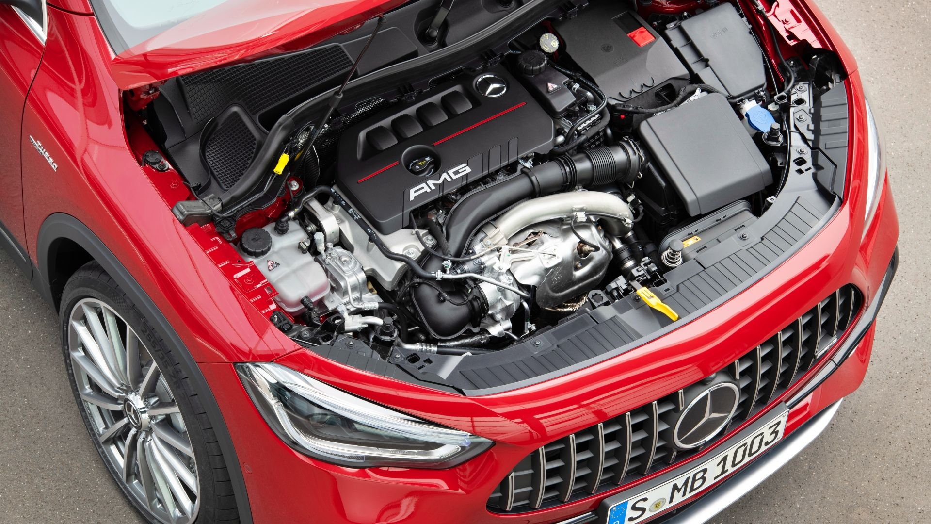 What are the powertrain specs of the 2023 Mercedes-AMG GLA 35? - Mercedes- Benz of Arrowhead