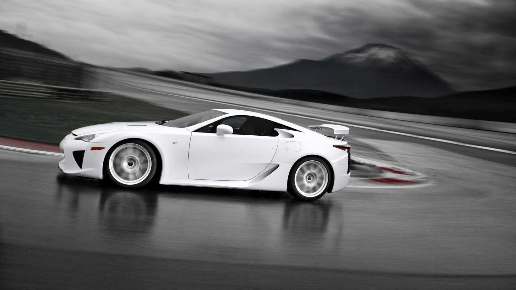A white Lexus LFA