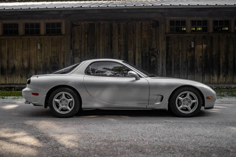 10 Things Every Enthusiast Should Know About The Mazda RX-7