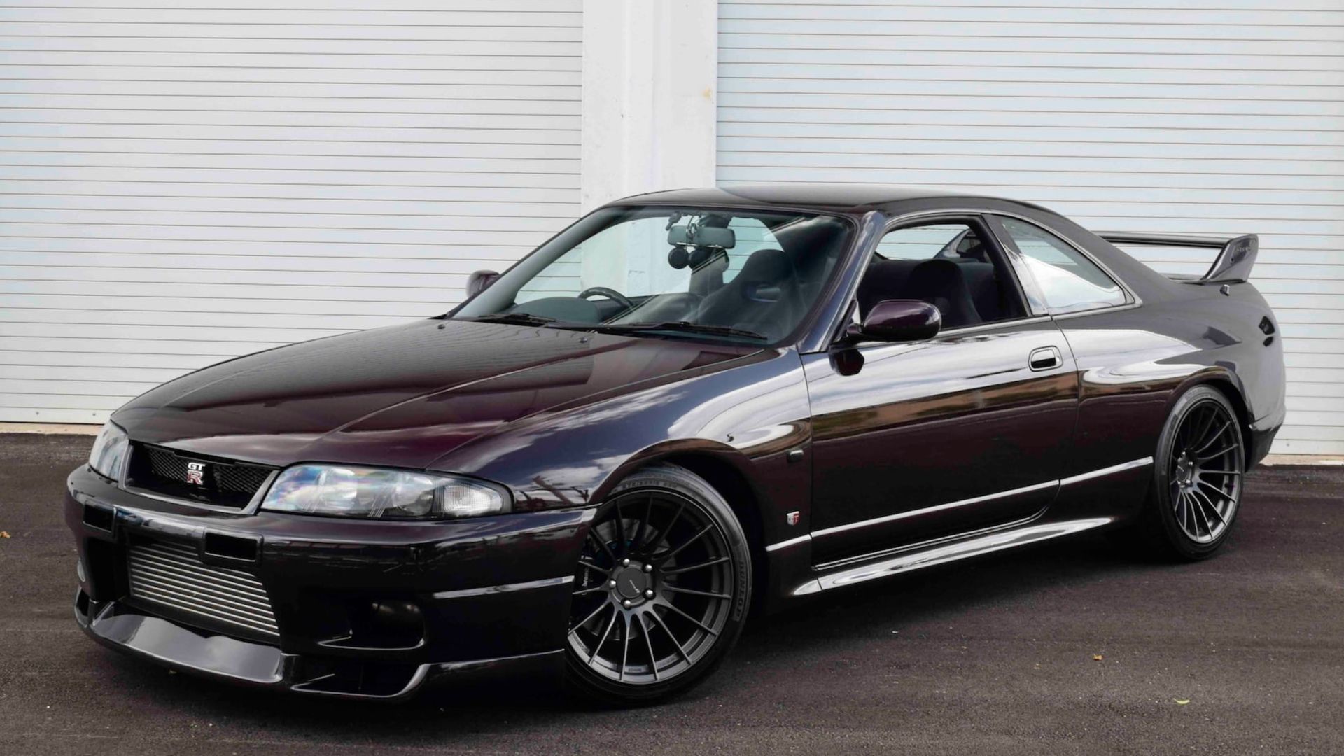 10 Reasons Why The R33 Nissan Skyline GT-R Wasn't A Runaway