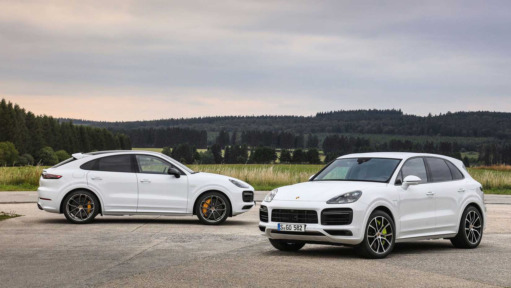 Porsche Cayenne Turbo S E-Hybrid & Coupé driving
