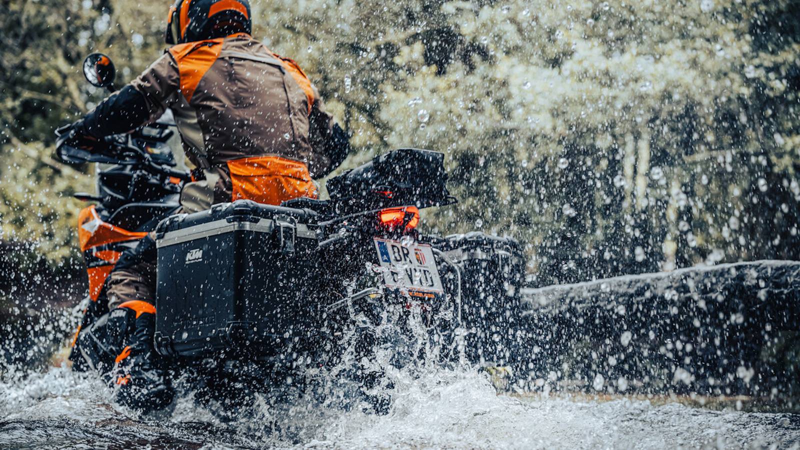 10 Reasons Why You Should Try Adventure Riding