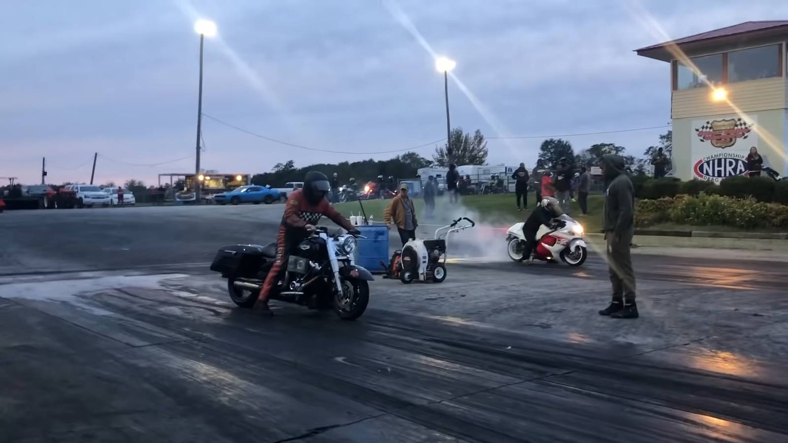 Drag Race: Tuned Harley-Davidson Bagger Shows Its Mettle Against A ...
