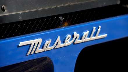 Foto detalhada do Maserati MC12