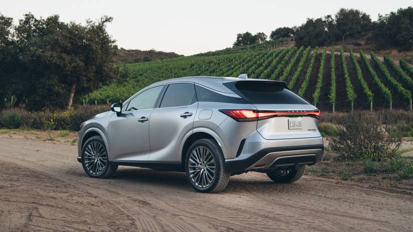 Top 10 Features Of The 2023 Lexus RX