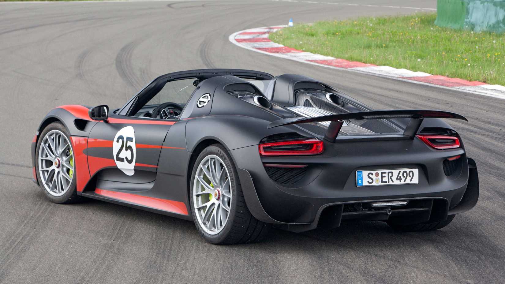 Porsche 918 Spyder Rear