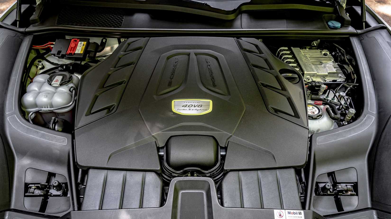 2022 Porsche Cayenne Turbo S E-Híbrido