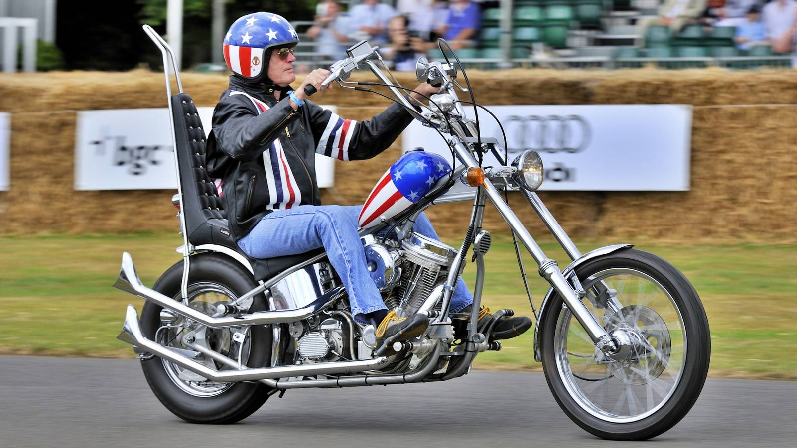 captain america motorcycle helmet easy rider Daytona Cruiser Helmet, L Ride in comfort and style on your next adventure Easy Rider Captain America -