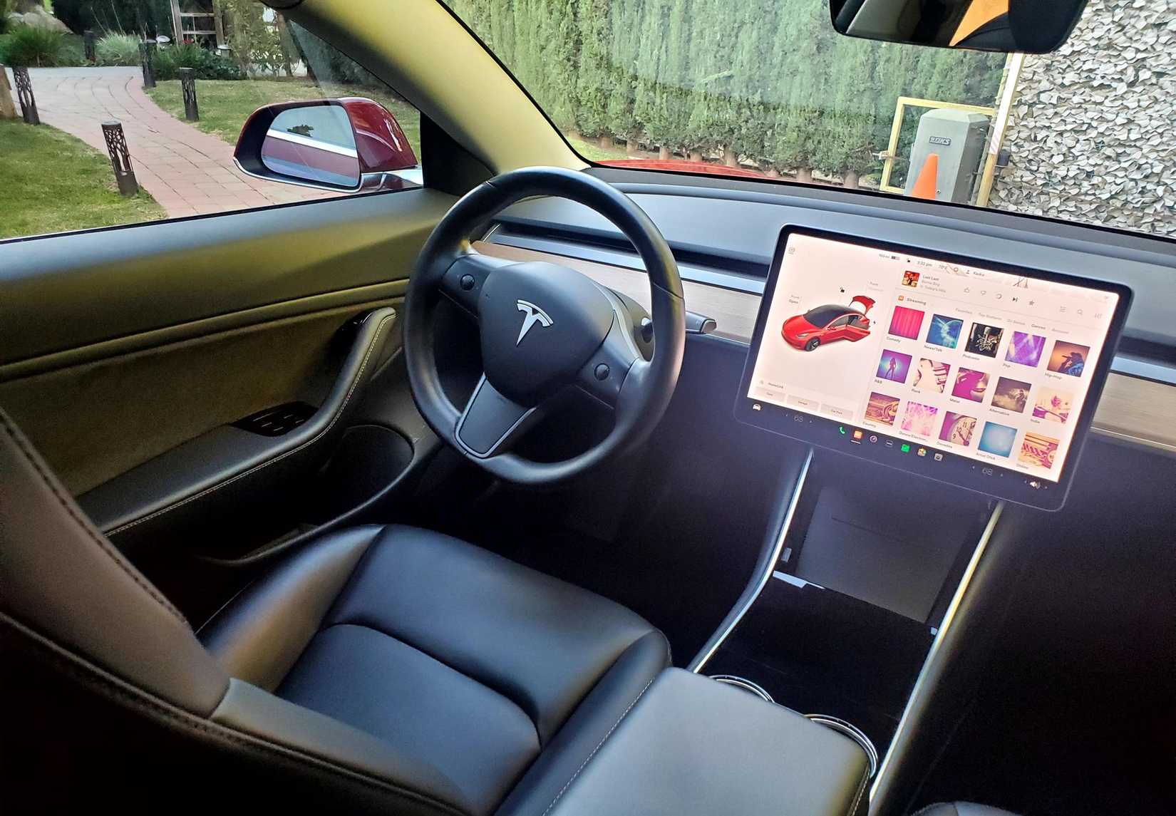 10 Things You Need To Know About Tesla's FSD Beta