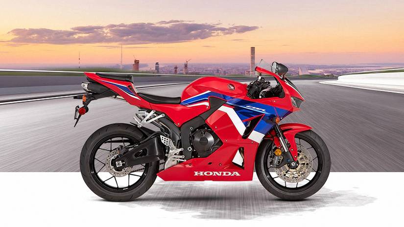 Foto estática de perfil estático da Honda CBR600RR vermelha 2023