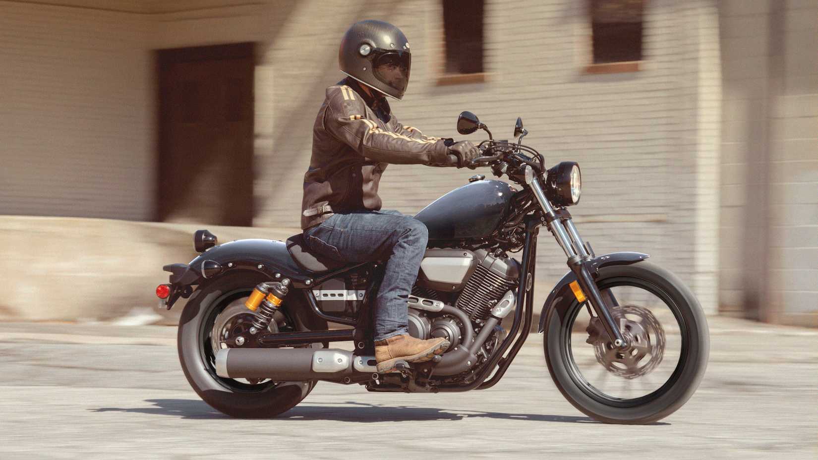 Gray 2023 Yamaha Bolt R-Spec cruising on the road