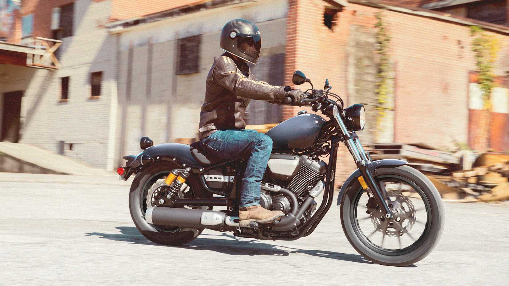 Gray 2023 Yamaha Bolt R-Spec cruising on the road