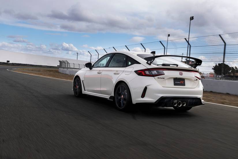 10 Reasons Why The Honda Civic Type R Is The Hottest Hatch Currently On ...