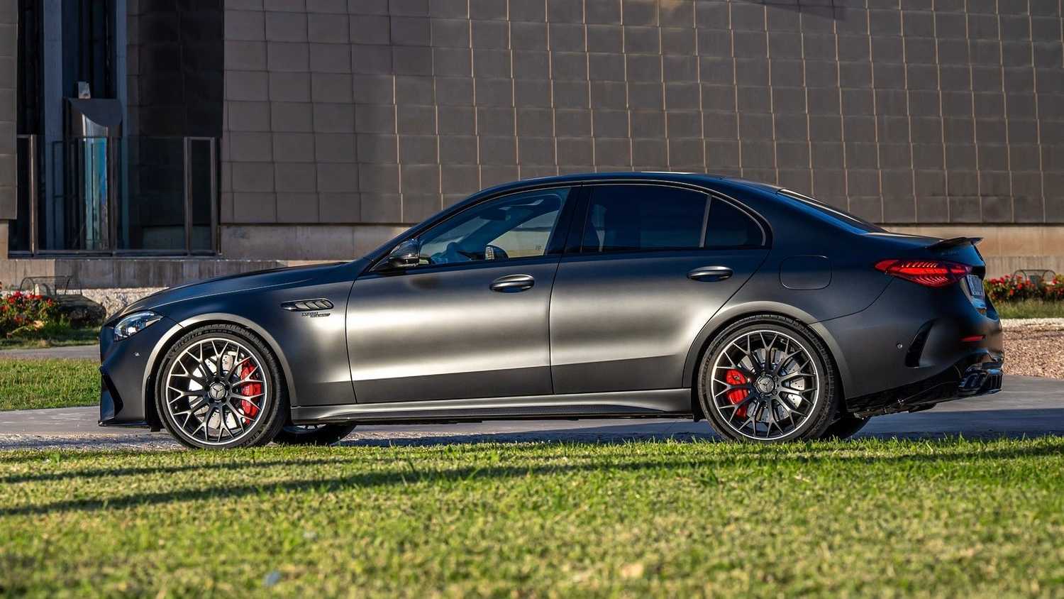 Performance Hybrids 10 High-Performance Hybrids That Are Also Reliable