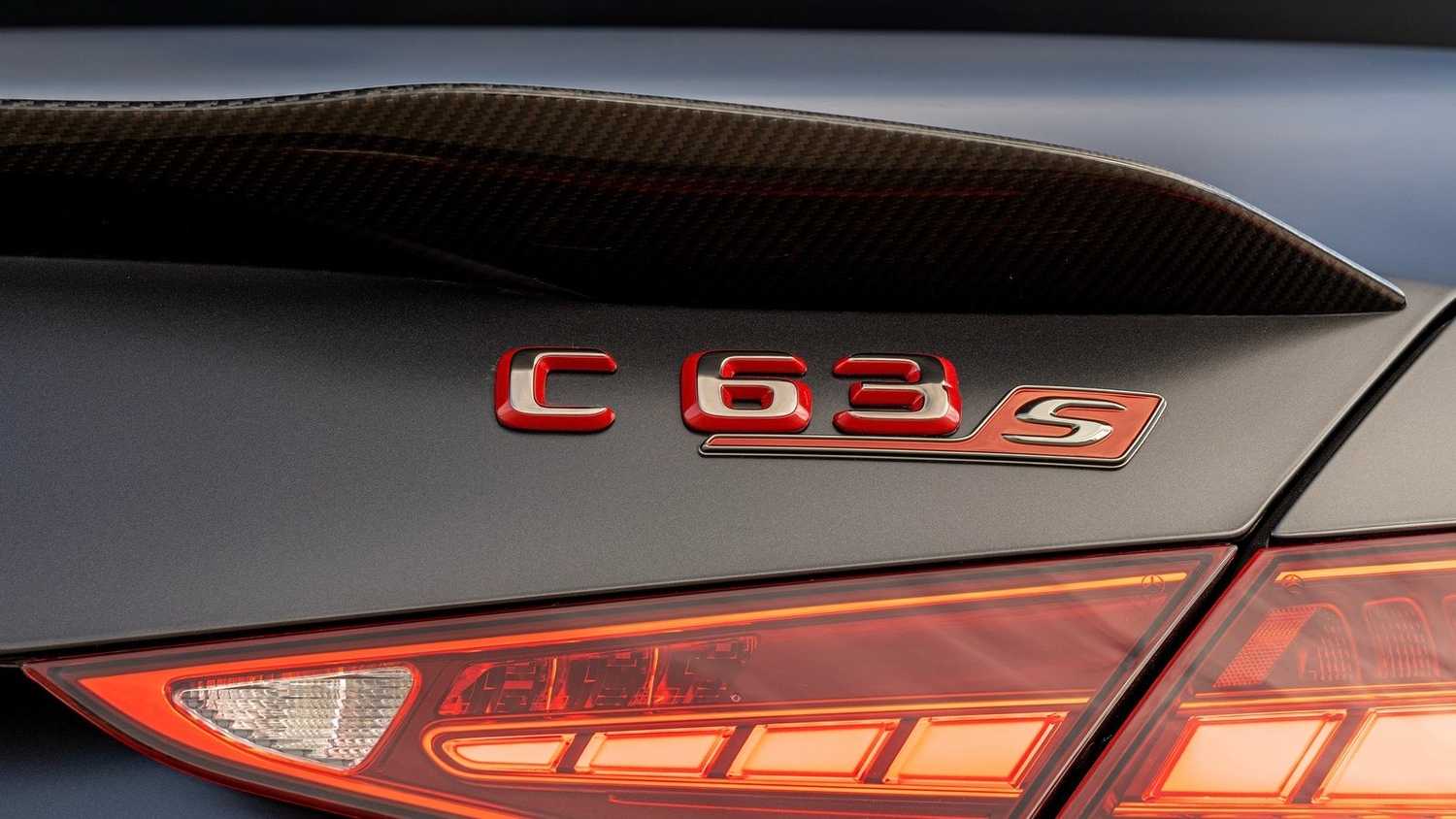 Performance Hybrids 10 High-Performance Hybrids That Are Also Reliable