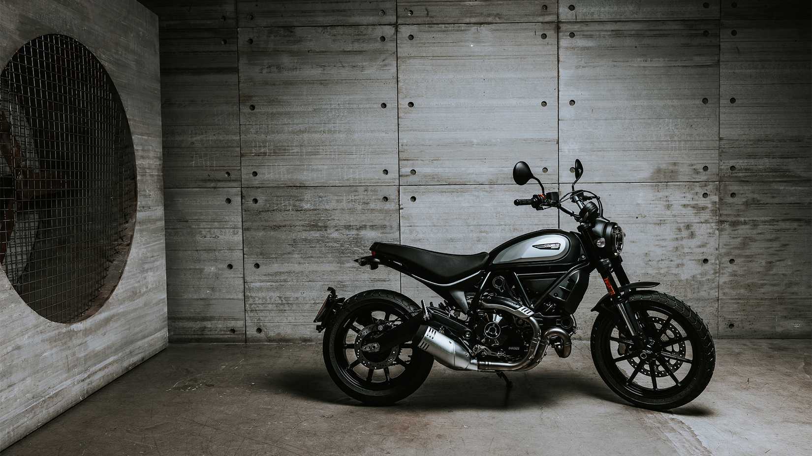 Ducati Scrambler Icon Dark 2023