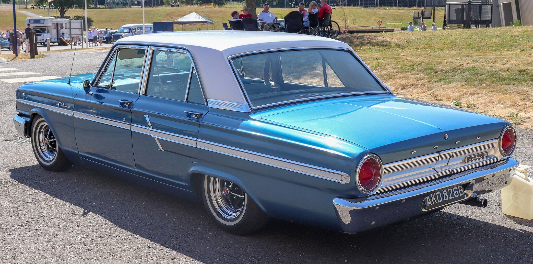 Ford Fairlane 500 ビンテージ当時物ブリキカー ネジ巻き前進 Ford Fairlane 500 ビンテージ当時物ブリキカー ネジ巻き前進 Ford