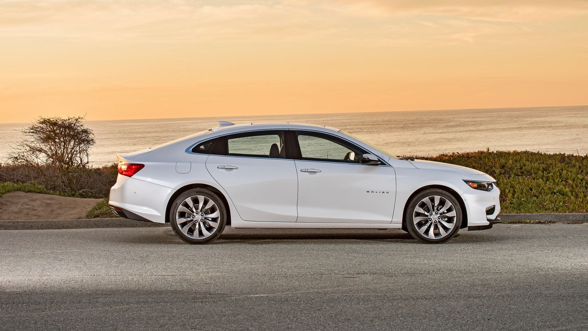 Chevrolet Malibu 2016 branco