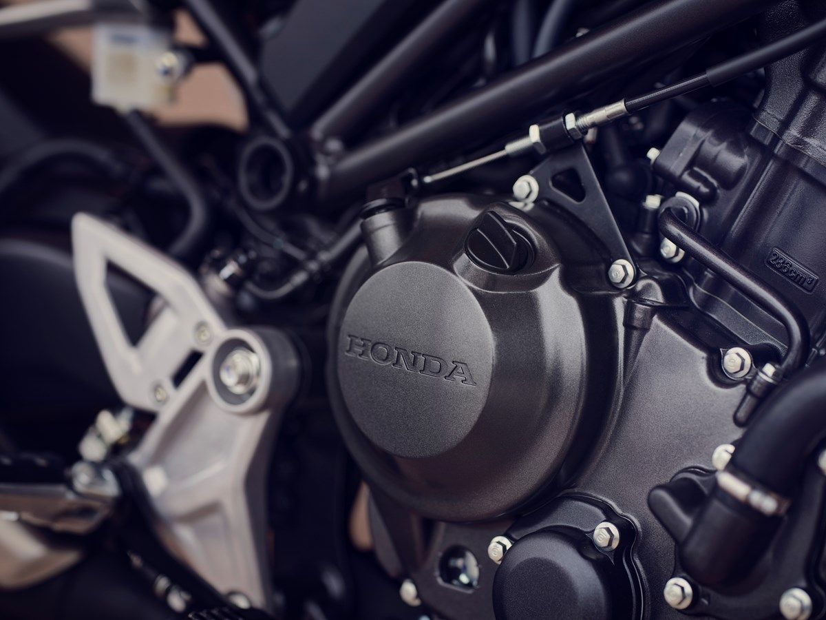 2023 Harley-Davidson X 350 vs Honda CB300R: Which Entry Level ...