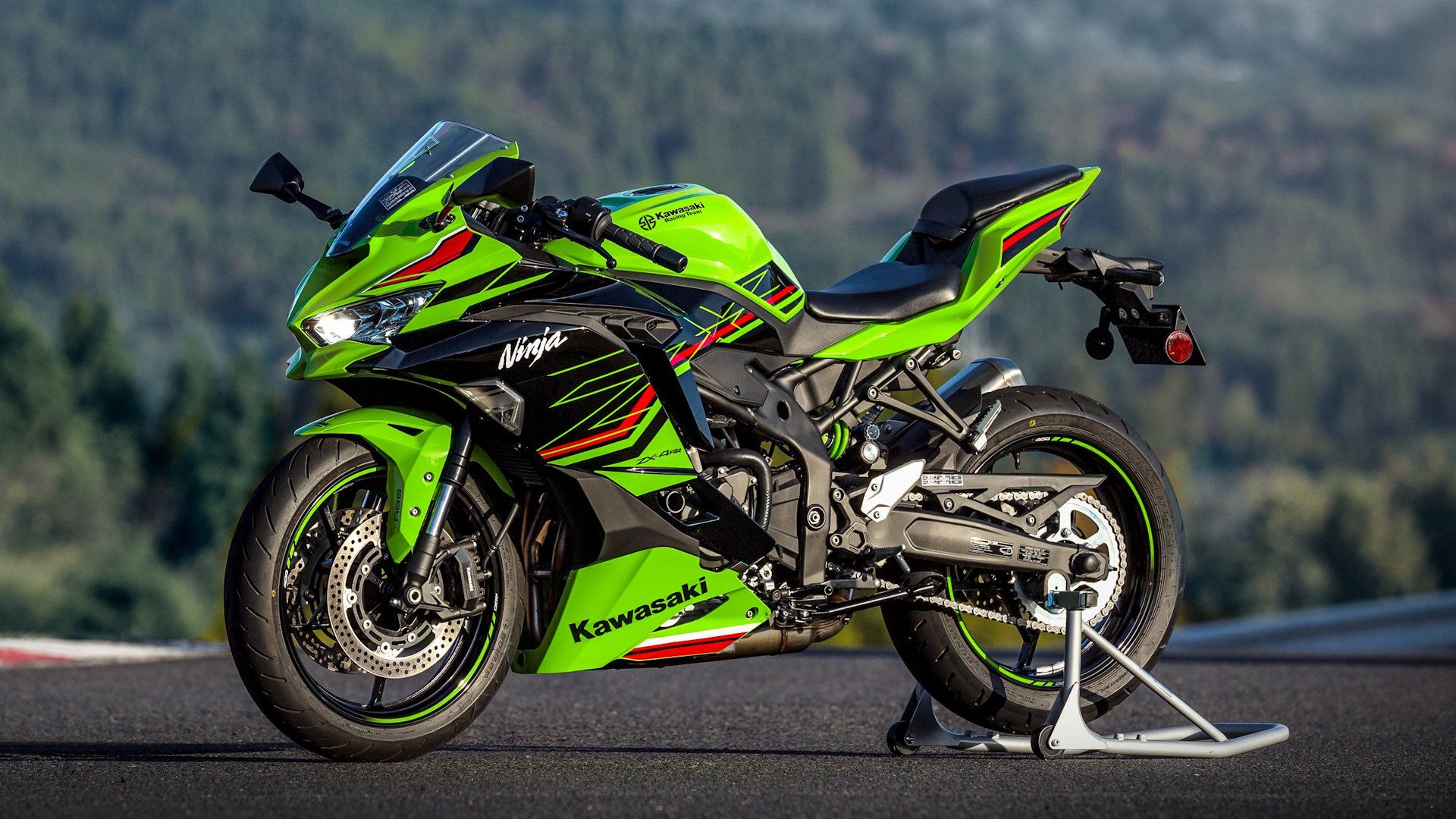 Triumph Daytona 660 Vs Kawasaki Ninja ZX-4RR: The $9,000 Sport