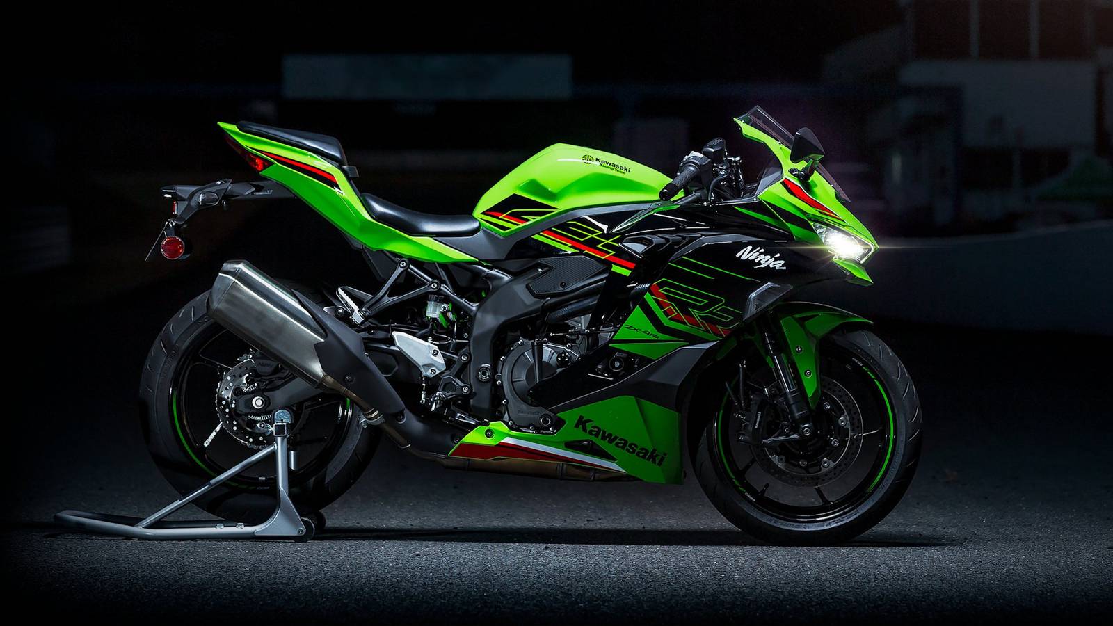This Kawasaki Ninja ZX-4R Just Went Faster Than A Suzuki GSX-R750 This Kawasaki Ninja ZX-4R Just Went Faster Than A Suzuki GSX-R750
