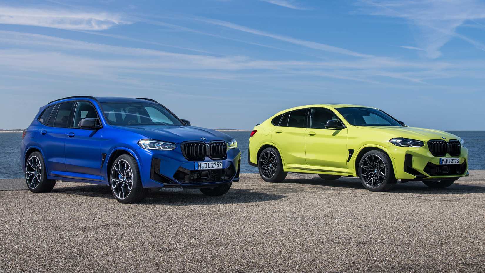 BMW X3/X4 M Competition Front 3/4 shot parked side by side