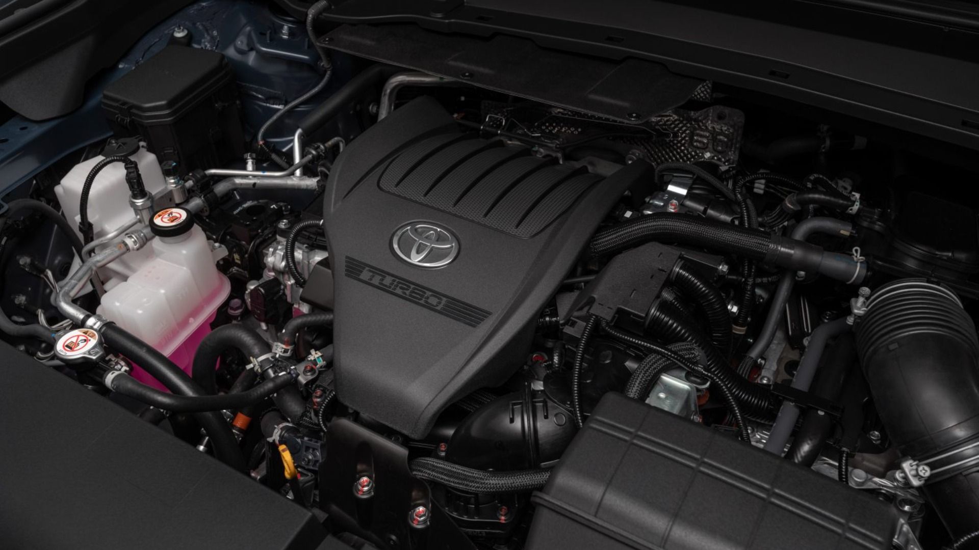 Why The 2025 Toyota Camry Should Be On The Top Of Your NewCar List