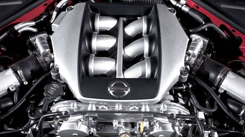 Gt R Engine Under View 5 Reasons Why We Love The R35 Nissan GT-R (And, 5 Reasons Why We Don't)