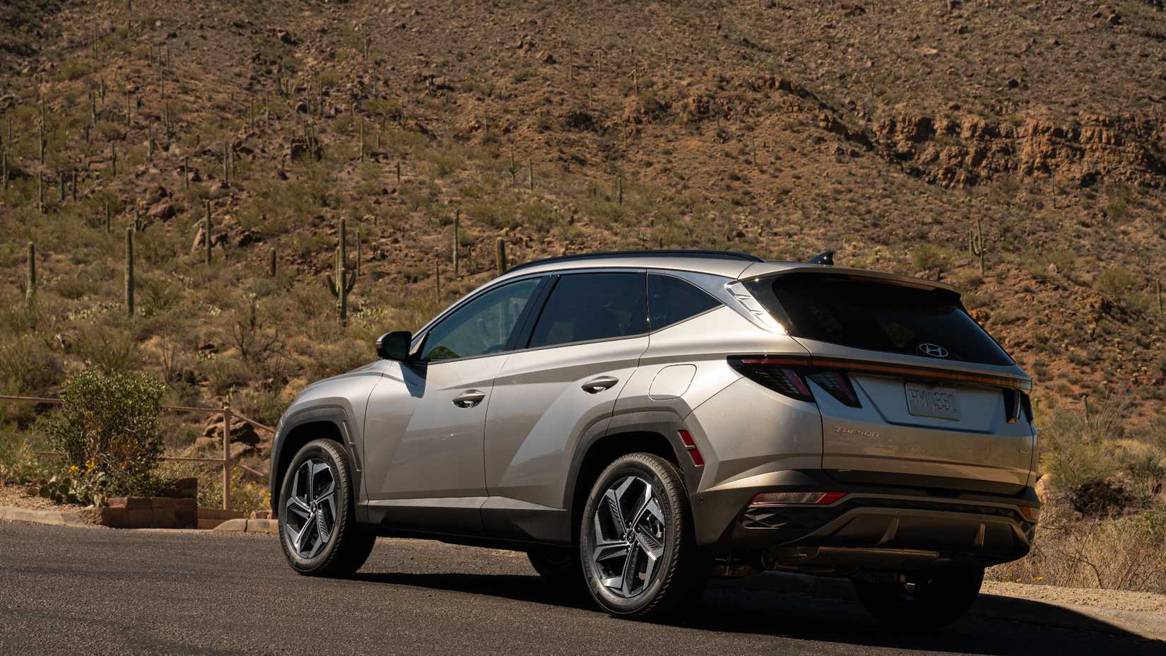 2023 Hyundai Tucson Hybrid