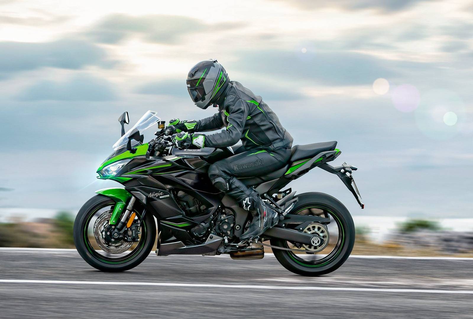 2023_zx1002kpfal_0002-high.jpg 