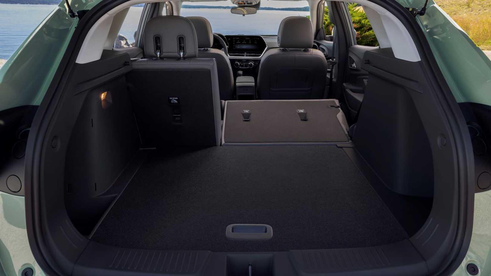 Espaço de carga Chevrolet Trax 2024