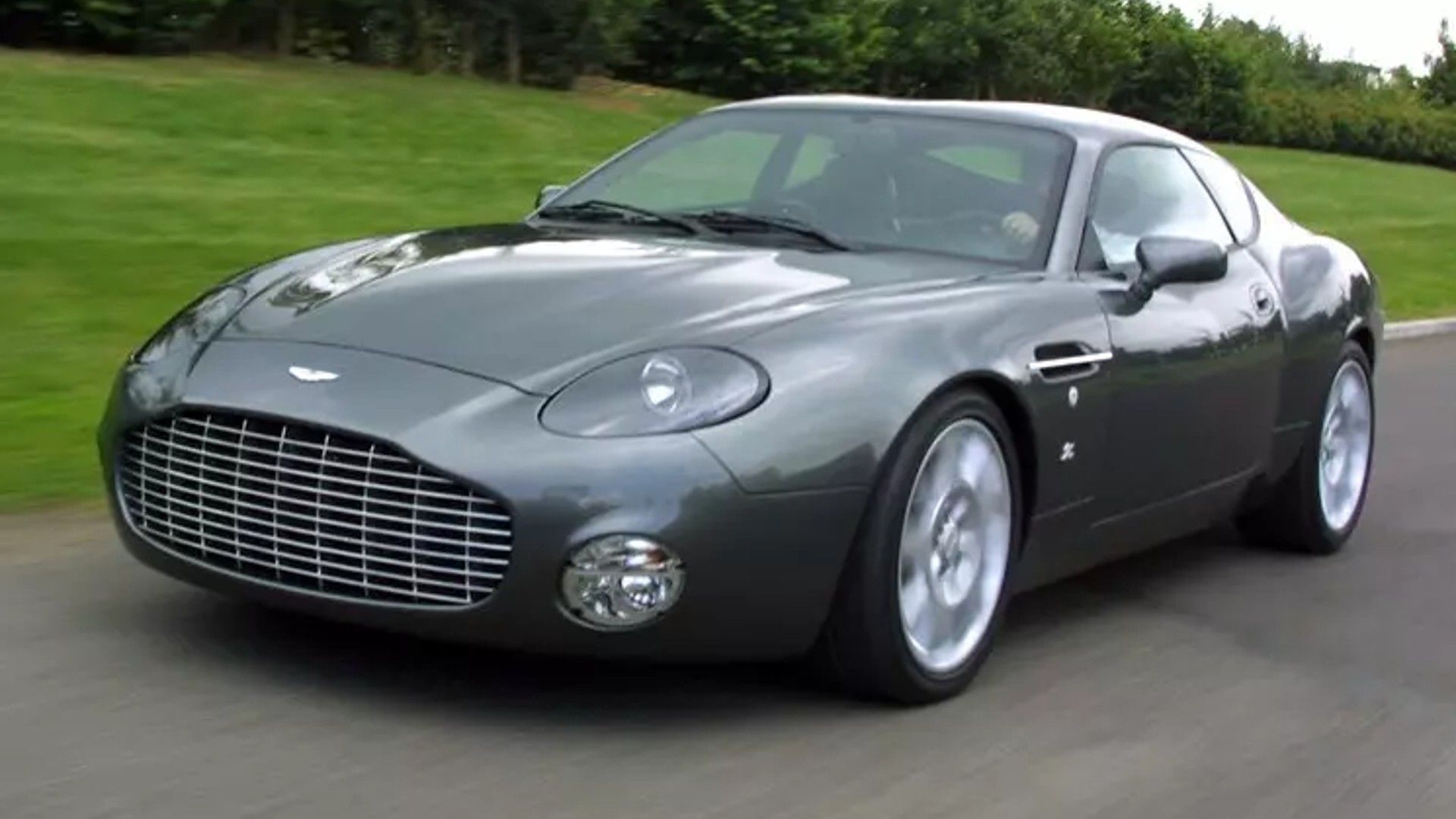 Green Aston Martin DB7 Vantage Zagato