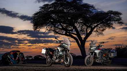 Front shot of two Ducati Multistrada V4 Rally