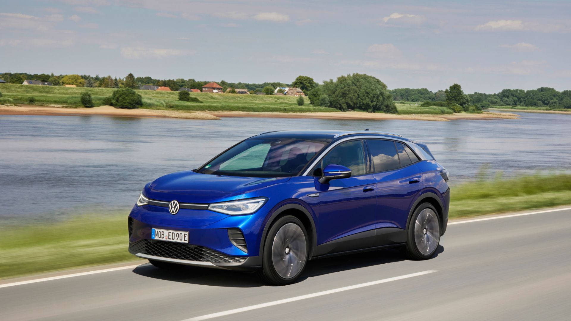Leasing A Volkswagen ID.4 Is Super Affordable Right Now