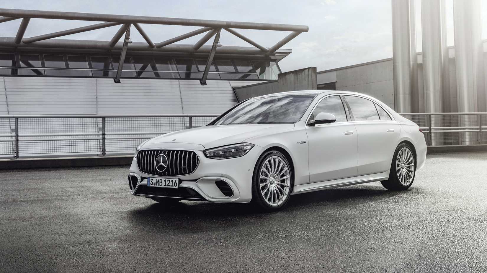 Mercedes-AMG GT63 S E Performance