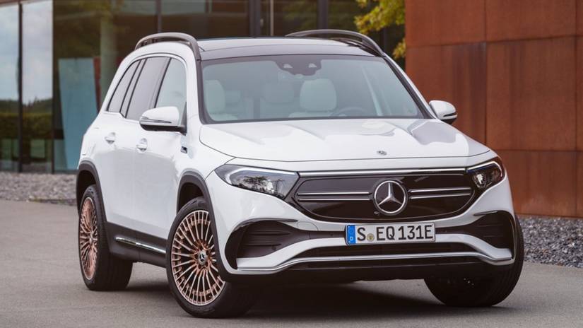 15 Best Electric Three-Row Vehicles