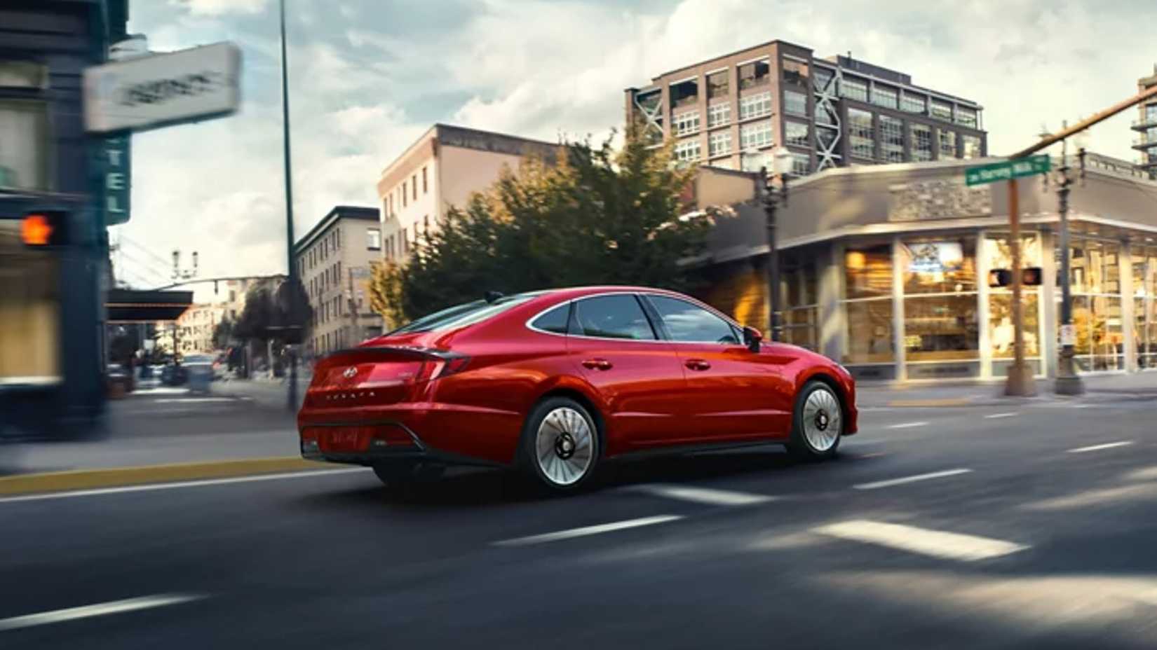 Red 2022 Hyundai Sonata Hybrid
